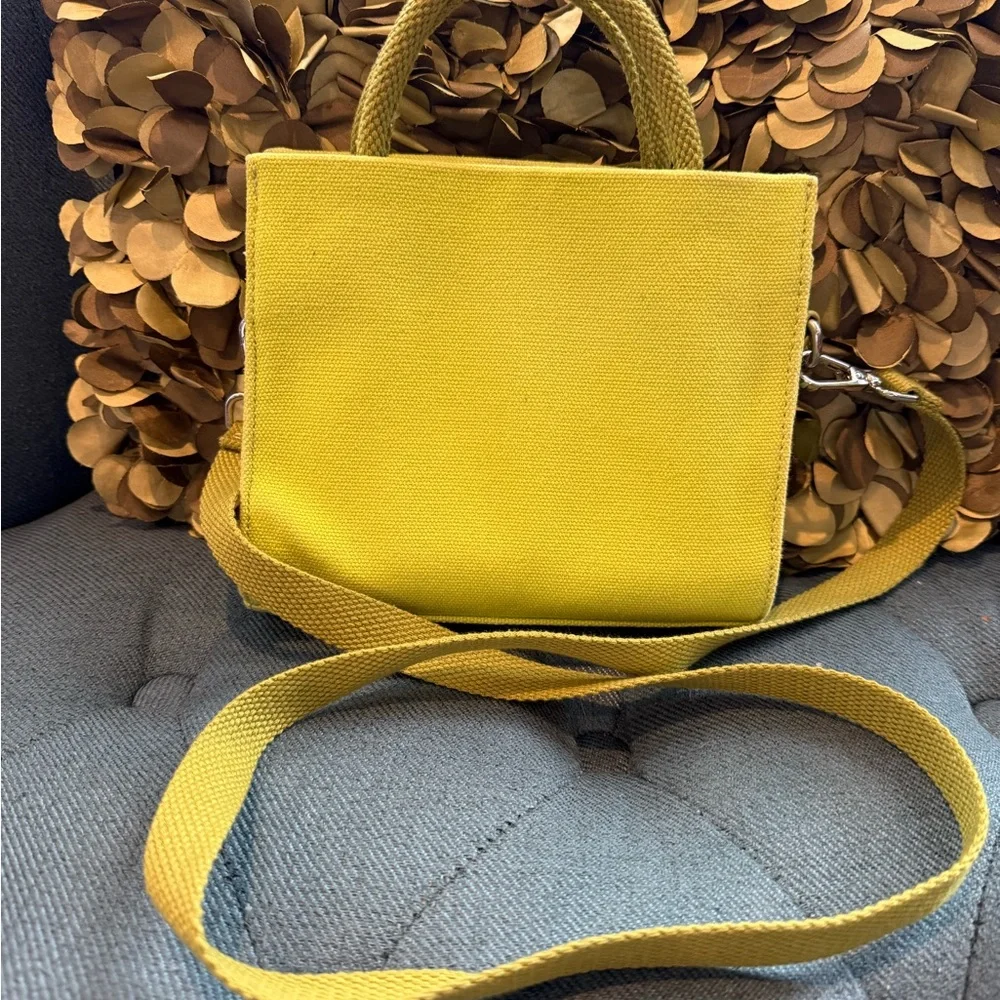 Brandon Blackwood ESR Tote - Picture 4 of 9